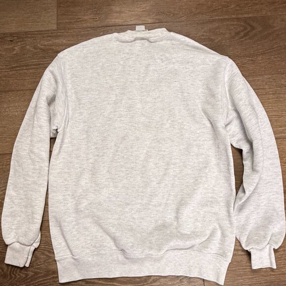 Vintage Walt Disney World Rainbow Embroidered Crewneck Sweatshirt Size Small - Picture 9 of 9